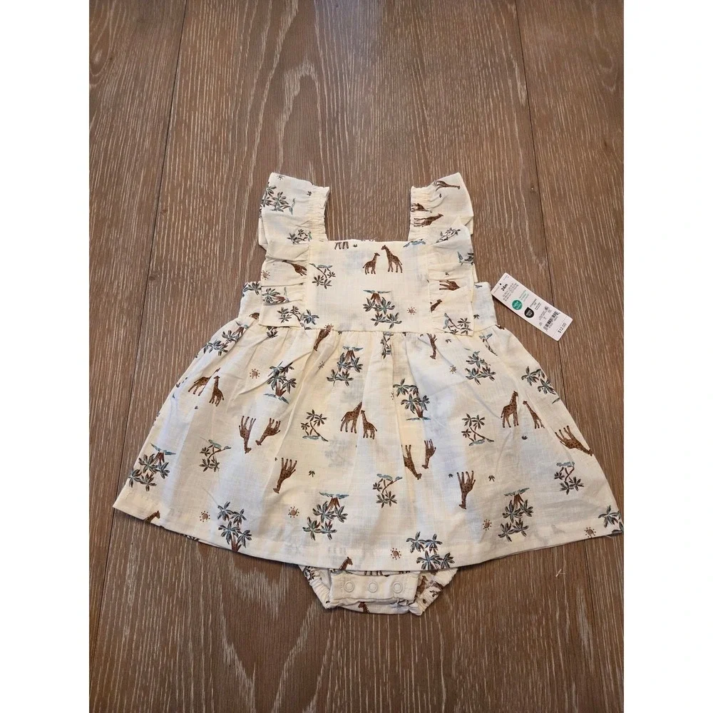 Carter's baby girl romper 24 mos‎
